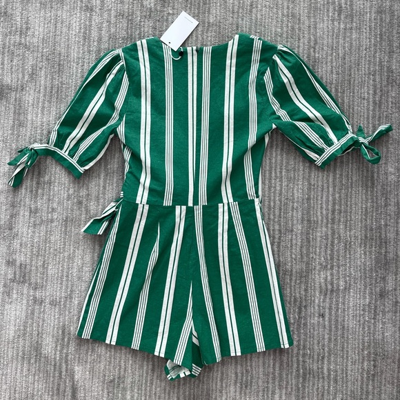 NWT Lovers + Friends Tomoer - wrap style romper. - Picture 3 of 12